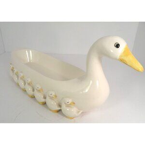 Fitz and Floyd Ceramic Duck/Goose Serving Vessel With Ducklings/Goslings For Tre